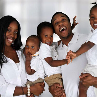 Cherubino health center homepage image 9 Happy family bringing in their children for holistic chiropractic treatment at cherubino health center